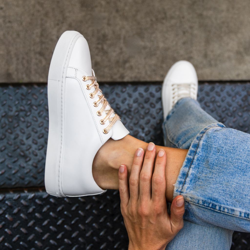 Women's Premier Low Top | White & Gold
